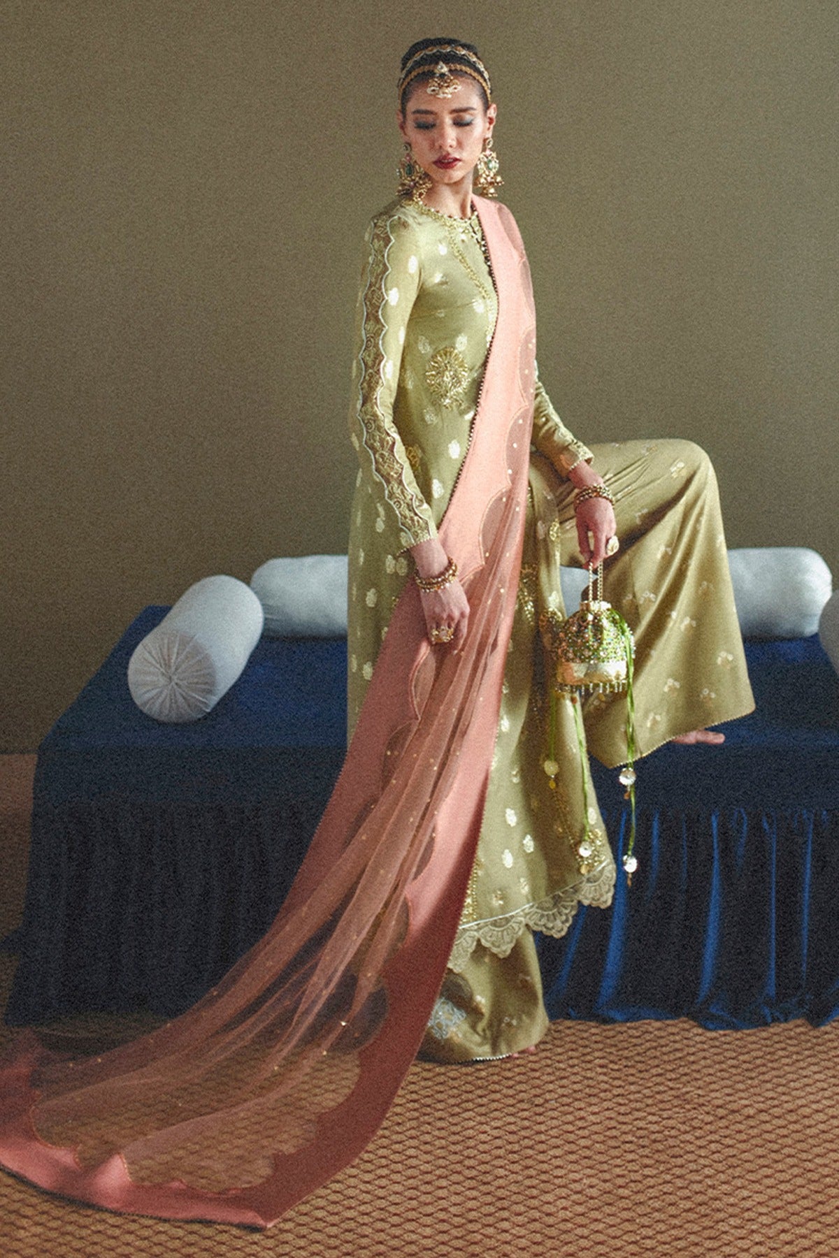ZEB & ZEESHAN | DASTAAN LUXURY FORMALS | RUMI