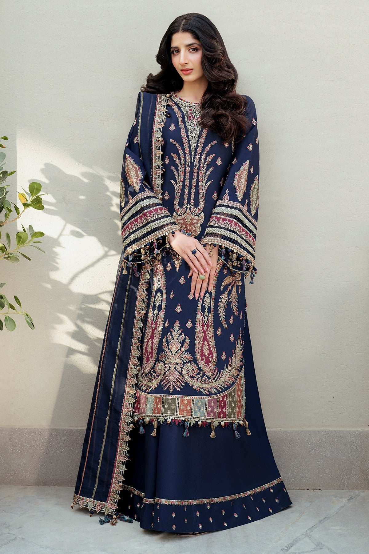 JAZMIN | SHAHKAAR LUXURY LAWN | SL25-D8