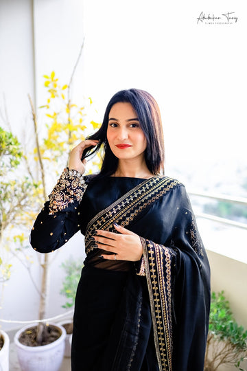 SAAD IBRAHIM | SAREES | SOLID BLACK HAND EMBELLISHED SAREE