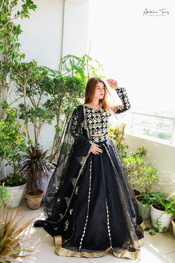SAAD IBRAHIM | LEHENGA CHOLI | SOLID BLACK MIRROR EMBELLISHED LEHENGA CHOLI WITH DUPATTA