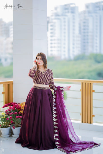 SAAD IBRAHIM | LEHENGA CHOLI | SOLID MAGENTA HAND EMBELLISHED LONG FLARED LEHENGA CHOLI