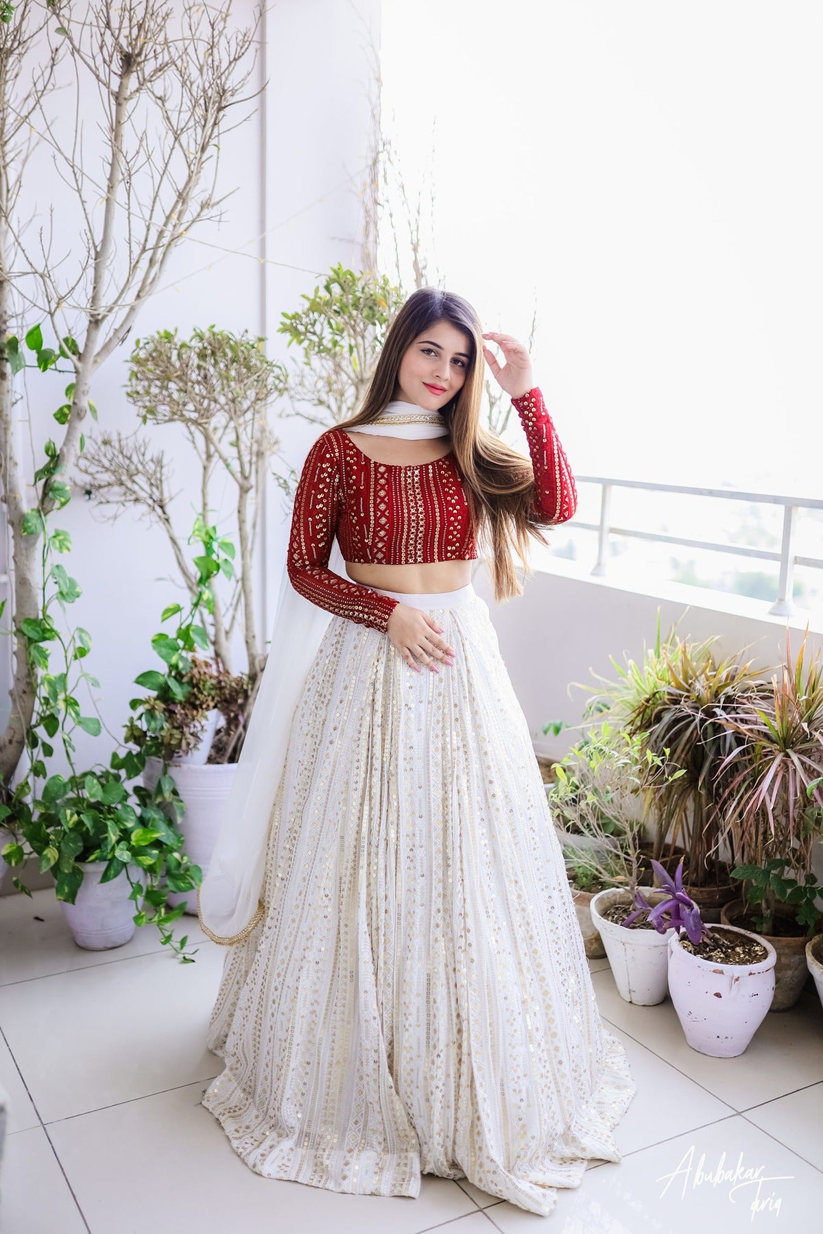 SAAD IBRAHIM | LEHENGA CHOLI | SOLID RED AND WHITE CHIKANKARI LEHENGA CHOLI WITH DUPATTA