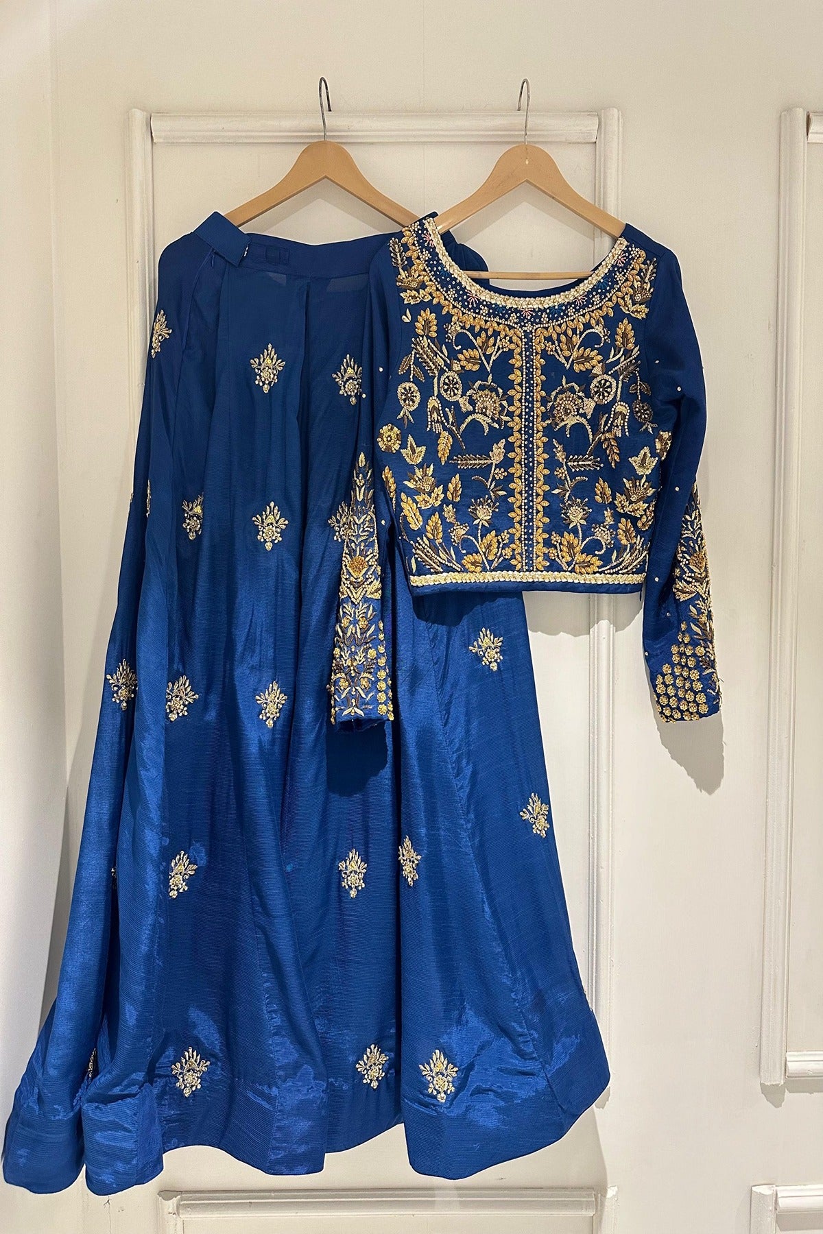 SAAD IBRAHIM | LEHENGA CHOLI | SOLID ROYAL BLUE HAND EMROIDERED LEHENGA CHOLI WITH DUPATTA