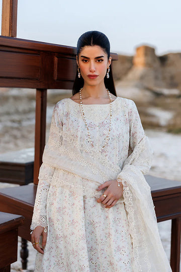 EMAAN ADEEL | SUNLIT GROOVE | SUNKISSED