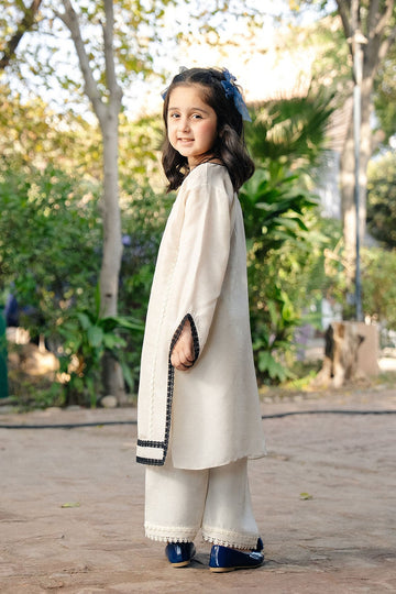 ZAINAB ZULFIQAR | ZZ KIDS | TANAZ WHITE KIDS