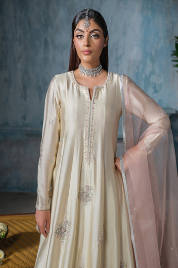 MAHUM ASAD | REIGN A/W LUXURY PRET 24 | TARA