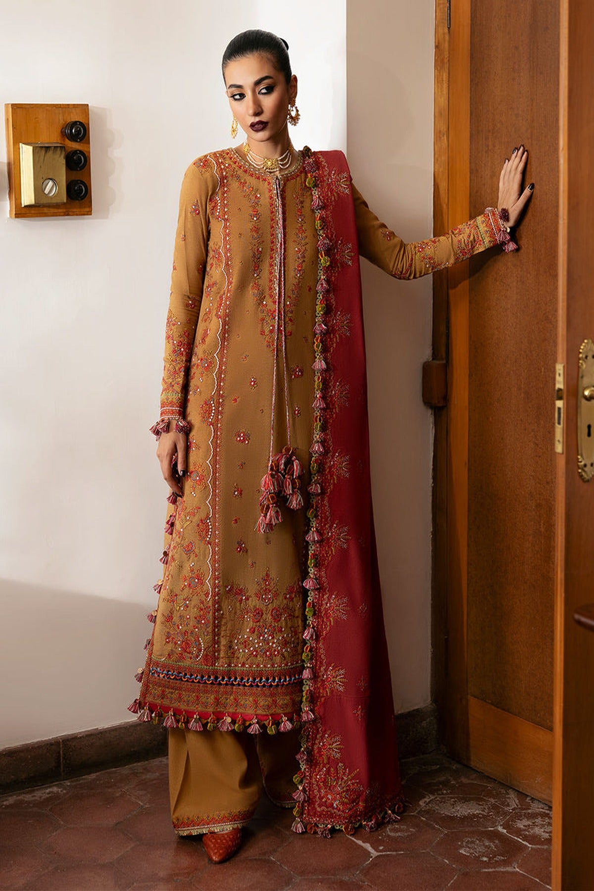 HUSSAIN REHAR | KARANDI A/W'24 | TAWN