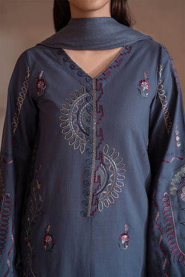 IZNIK | EXCLUSIVE WINTER | UE-360 EMBROIDERED KHADDAR