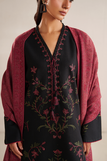 IZNIK | WINTER CHAPTER '25 | UE-582 EMBROIDERED KHADDAR