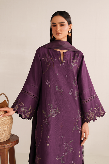 IZNIK | WINTER CHAPTER '25 | UE-584 EMBROIDERED KHADDAR