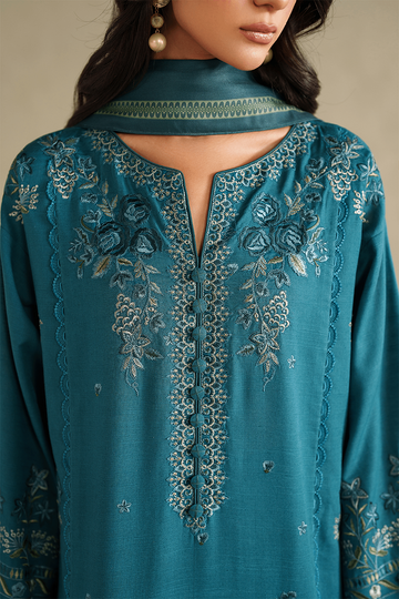 IZNIK | WINTER CHAPTER '25 | UE-587 EMBROIDERED KHADDAR