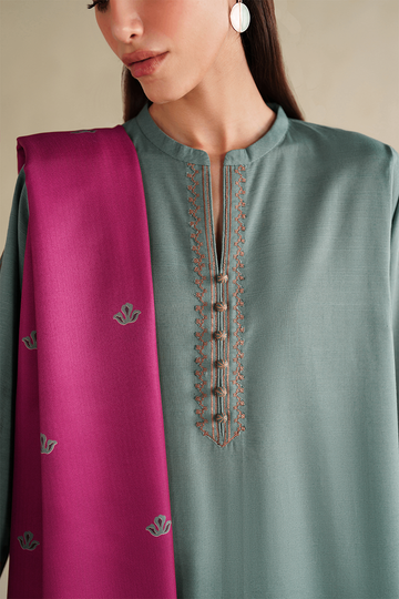 IZNIK | WINTER CHAPTER '25 | UE-589 EMBROIDERED KHADDAR