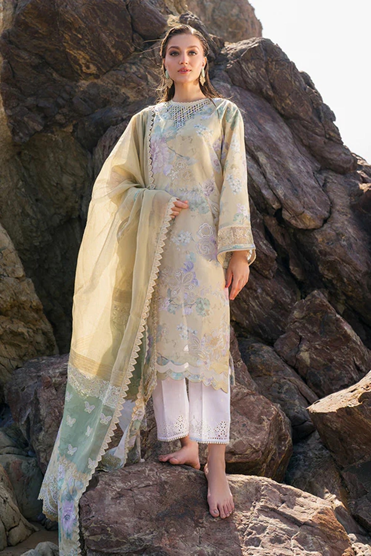 BAROQUE | EMBROIDERED PRINTED LAWN UF-4112