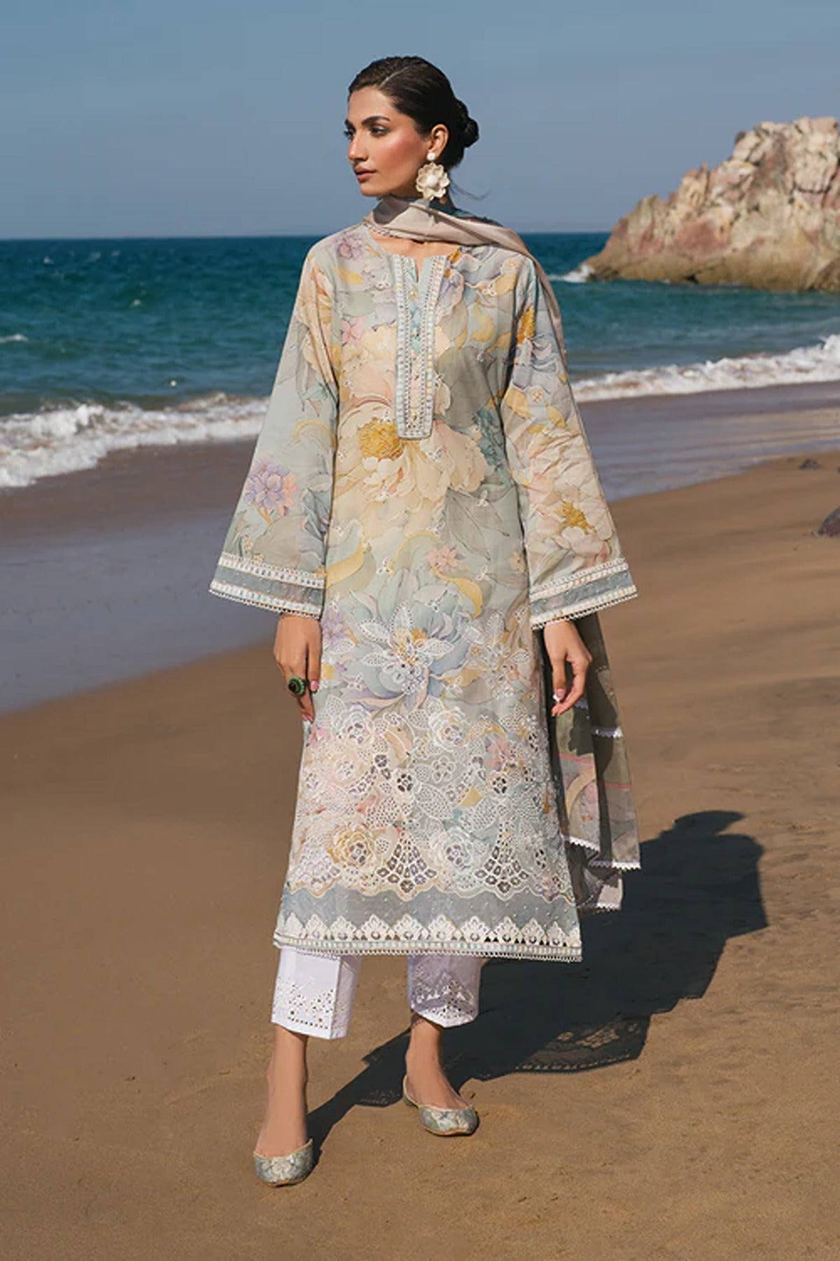 BAROQUE | EMBROIDERED PRINTED LAWN UF-4121
