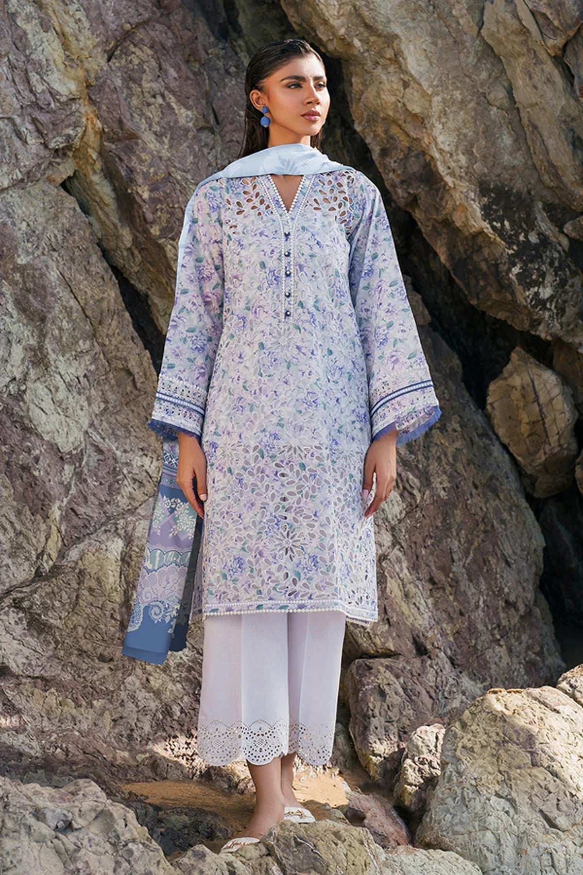 BAROQUE | EMBROIDERED PRINTED LAWN UF-4122