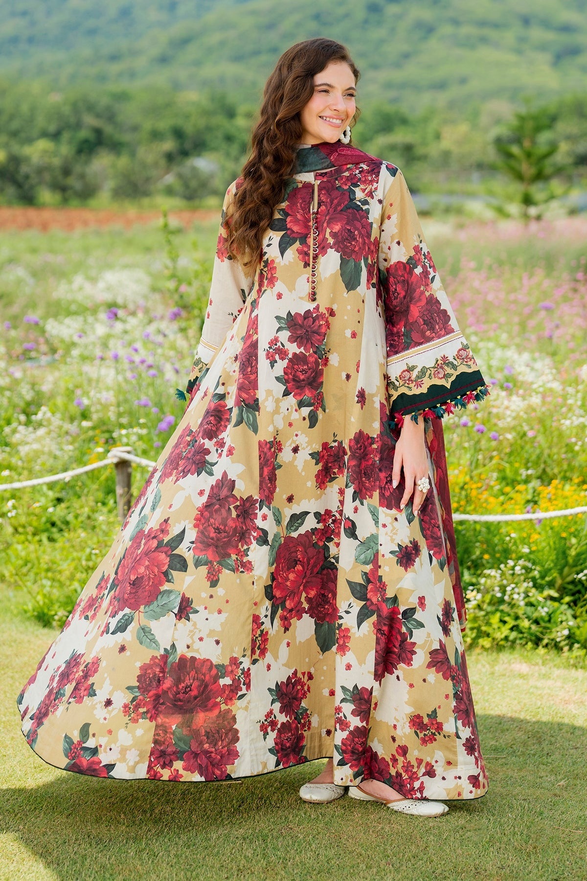 BAROQUE | DIGITAL PRINTED LAWN UF-4222