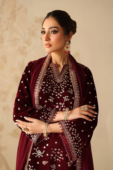 BAROQUE | EMBROIDERED VELVET UF-4315