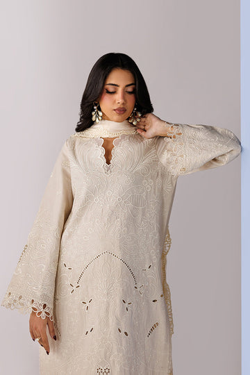 EMAAN ADEEL | ELEVATED ESSENTIALS '26 | VEYRA