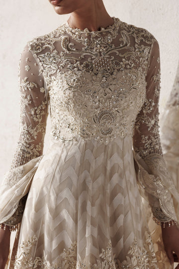 AKBAR ASLAM | MODERN MUSE 26 | VIVIENNE