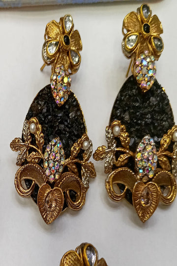 HS | EARRINGS | DESIGN 03