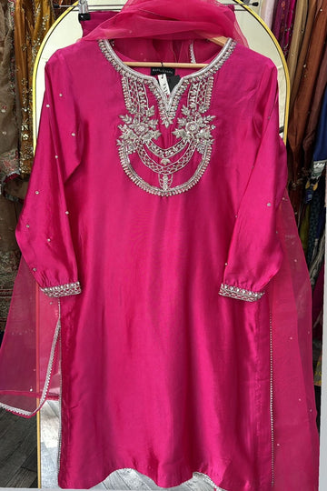 HAFSAH|SANA - DEEP PINK SUIT