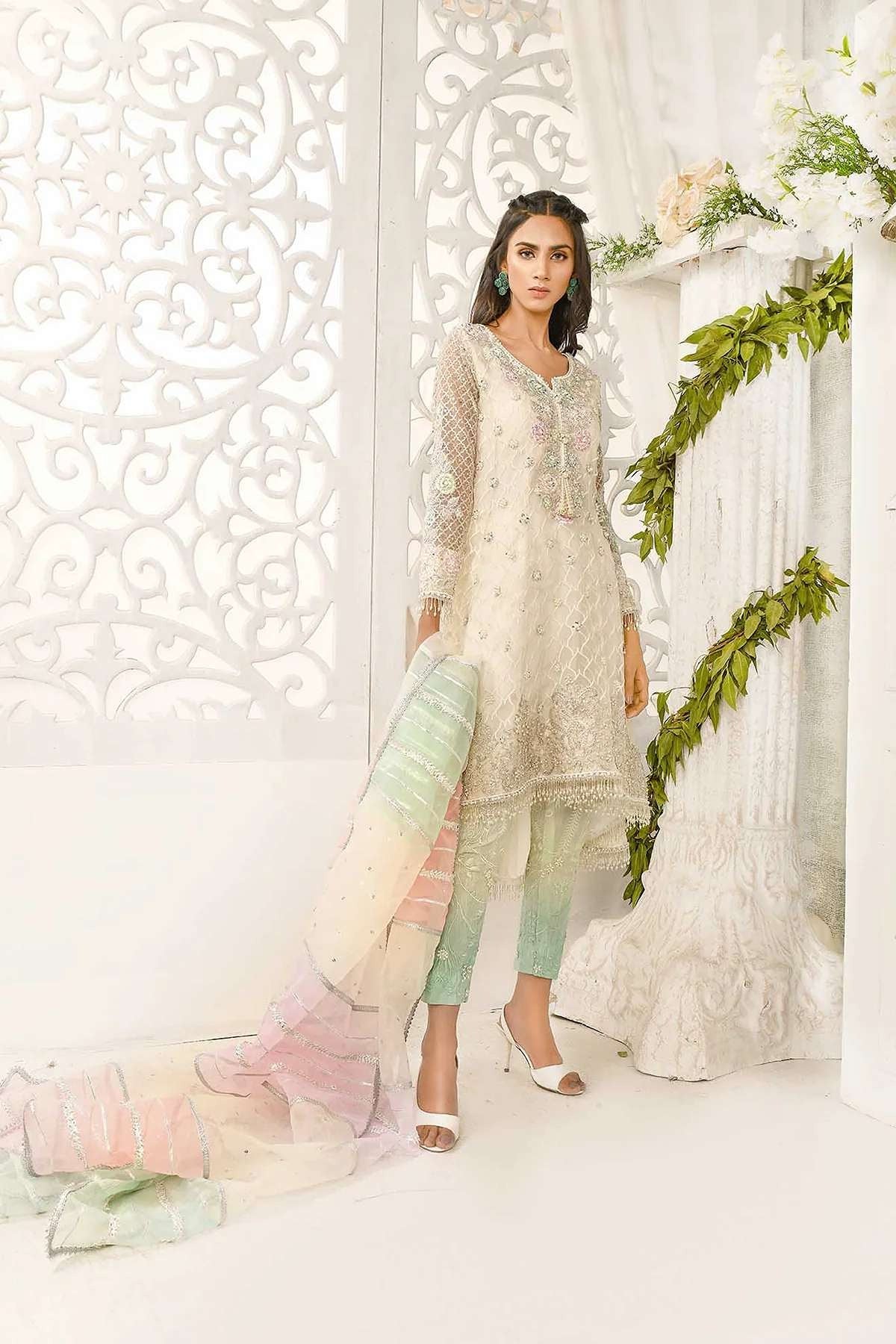 RIZWAN AHMED | LE JARDIN DE FLEUR | WHITE MIST