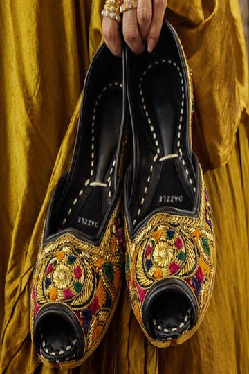 DAZZLE | KHUSSA SHOES | ZARQAND