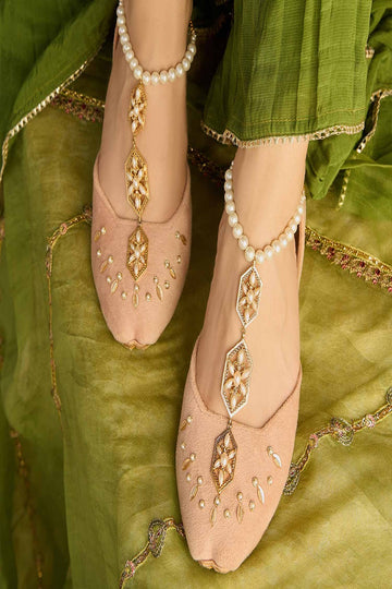 DAZZLE | KHUSSA SHOES | ZEENAT SAHIBA