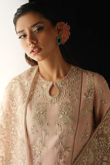 NYRA | SILK PRET-A-PORTER '25 | ZOE