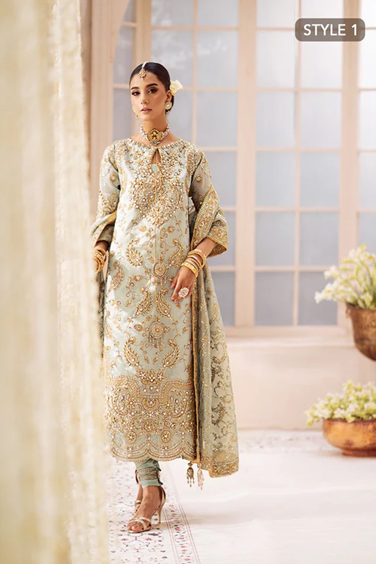 AIK | WEDDING FESTIVE ’24 VOL. 2 - LOOK 03 | STYLE 01