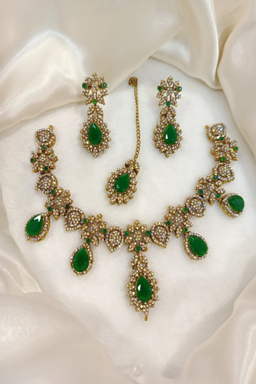 HS | JEWELLERY | DESIGN 01 | GOLDEN GREEN