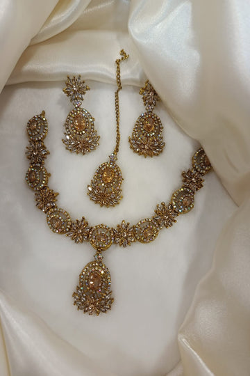 HS | JEWELLERY | DESIGN 02 | GOLDEN