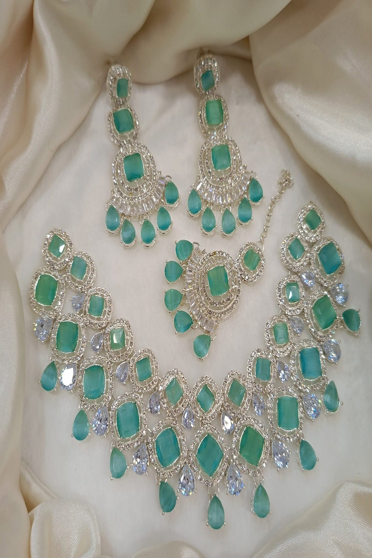 HS | JEWELLERY | DESIGN 03 | TURQUOISE