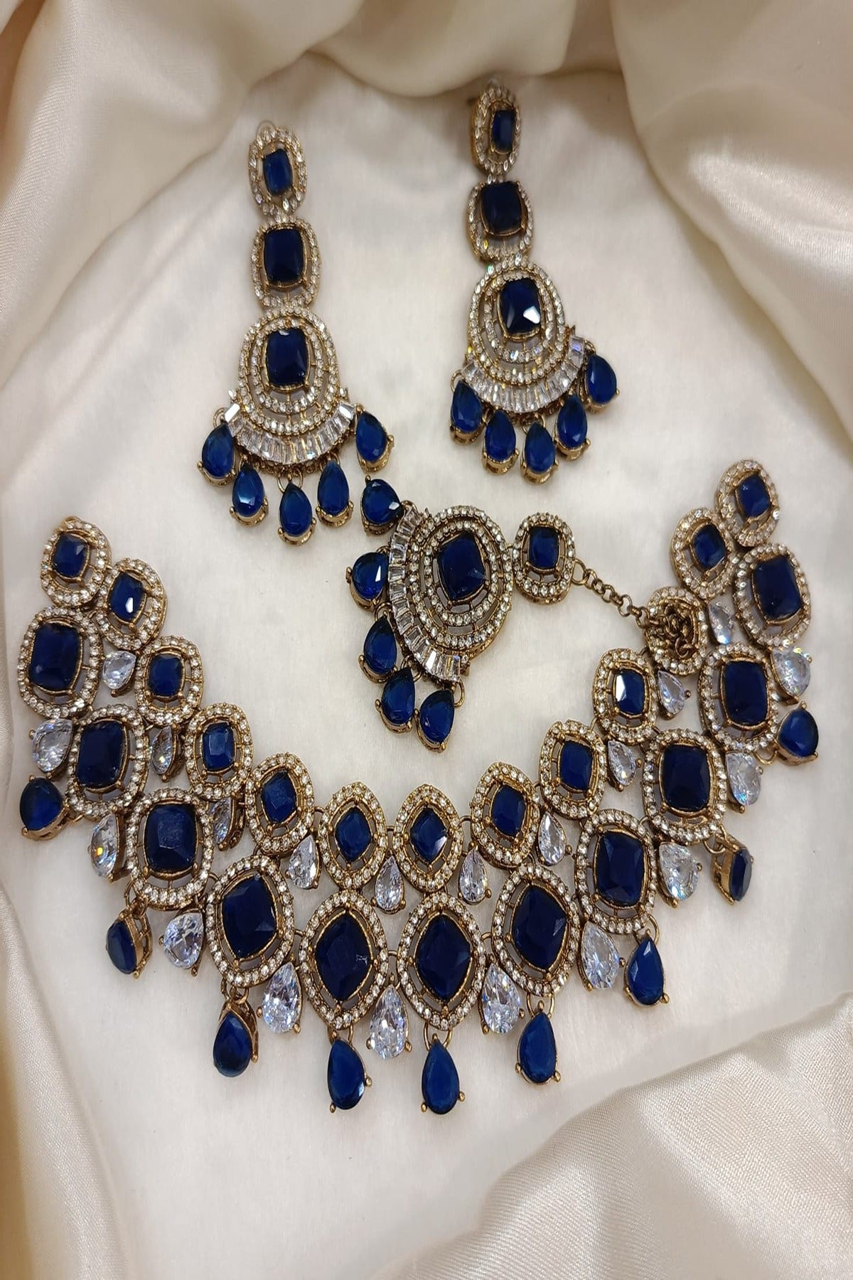 HS | JEWELLERY | DESIGN 03 | BLUE