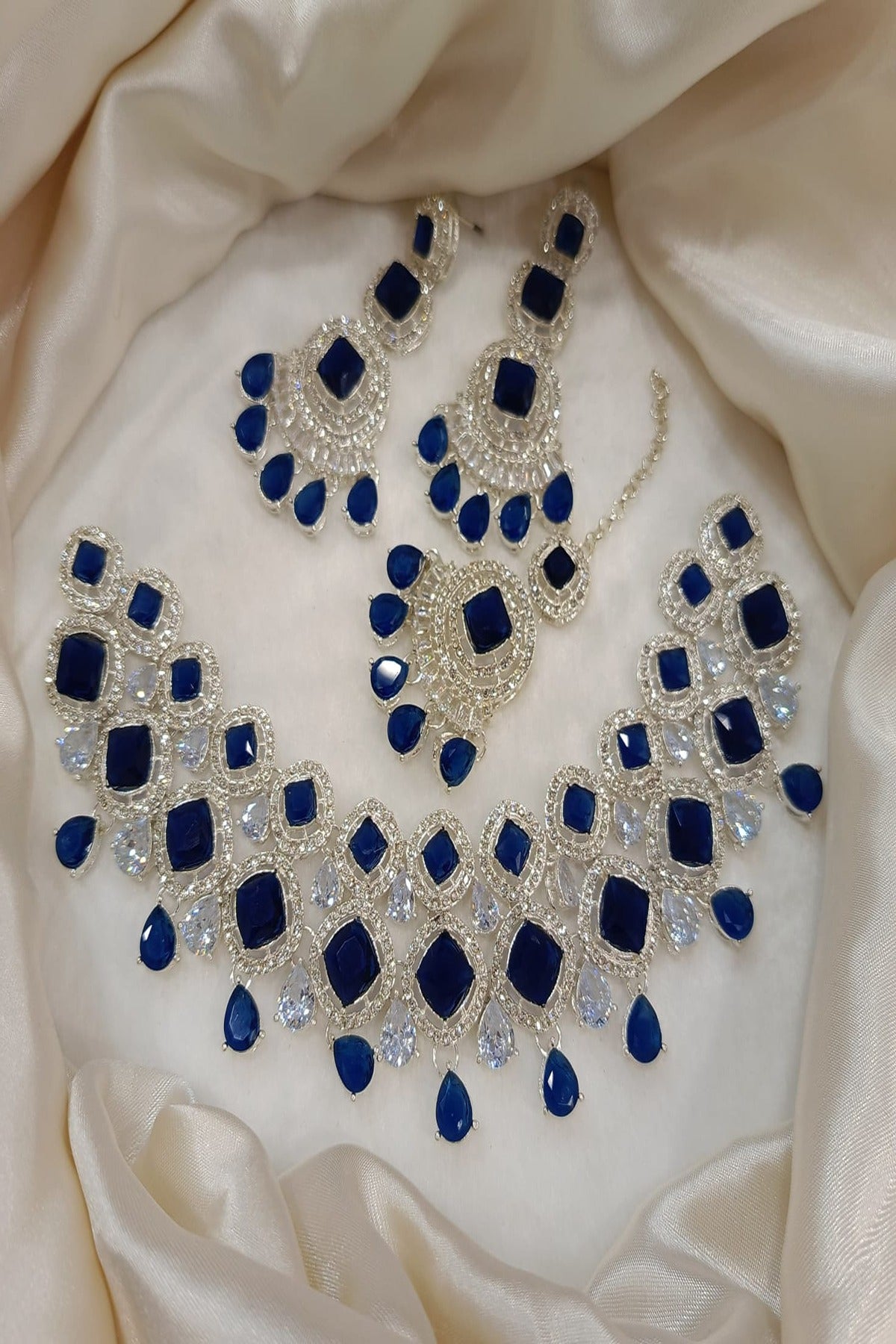 HS | JEWELLERY | DESIGN 03 | SILVER BLUE