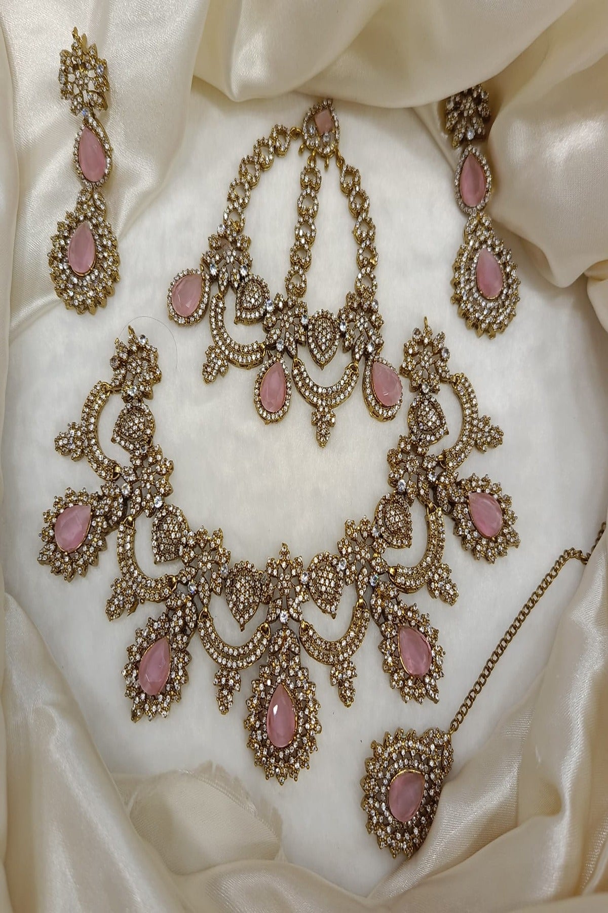 HS | JEWELLERY | DESIGN 04 | PINK