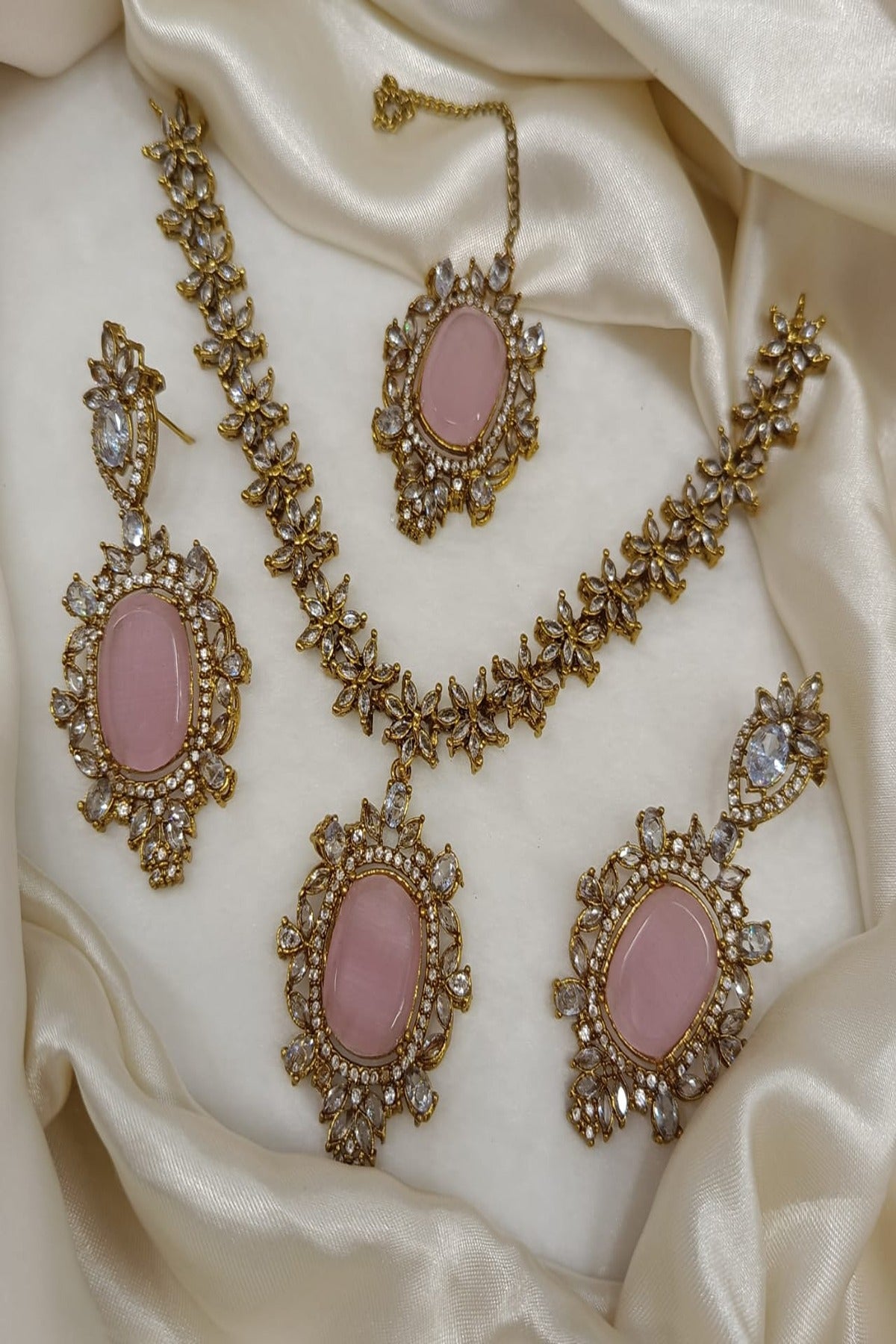HS | JEWELLERY | DESIGN 09 | GOLDEN PINK